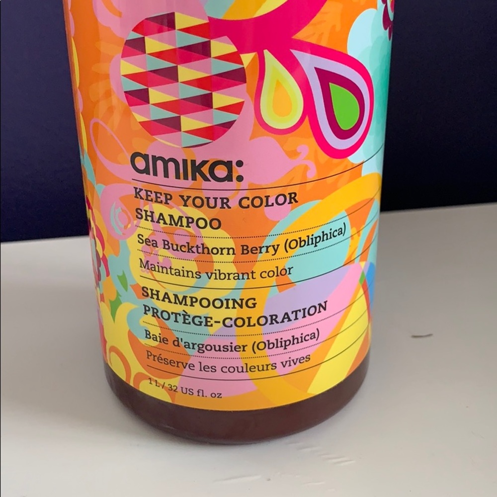 Amika keep your color shampoo